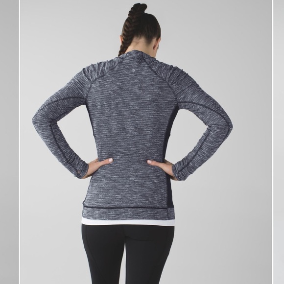 Lululemon Think Fast Long Sleeve Grey Pattern Sweater - Picture 2 of 16